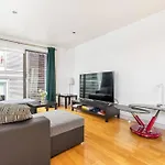 Modern 2 Bedroom Apartment Near Oxford Street - 2 Min Walk