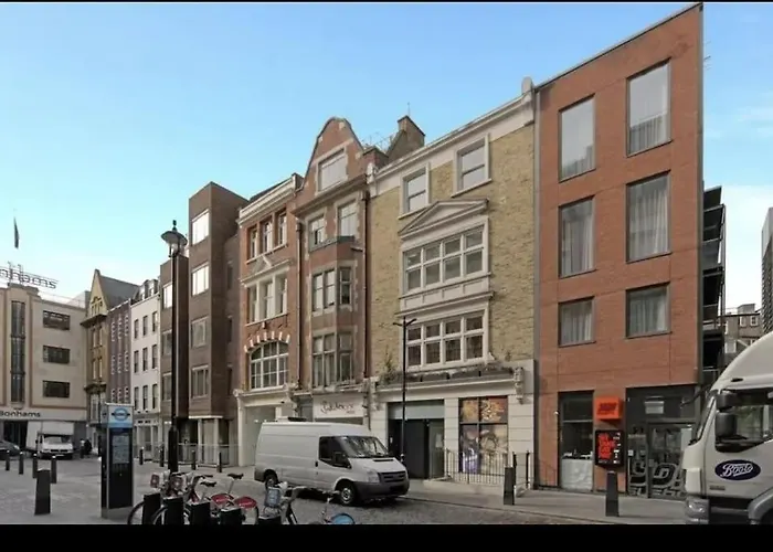 Modern 2 Bedroom Apartment Near Oxford Street - 2 Min Walk