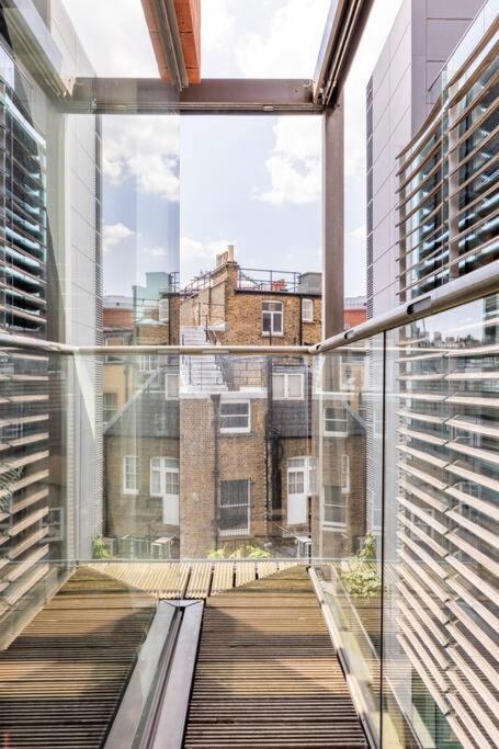 Modern 2 Bedroom Near Oxford Street - 2 Min Walk * London
